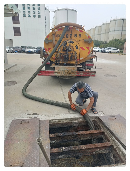 翠峦隔油池清掏