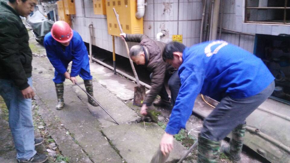 翠峦清掏化粪池、管道疏通一站式服务<高效><技术><可靠>